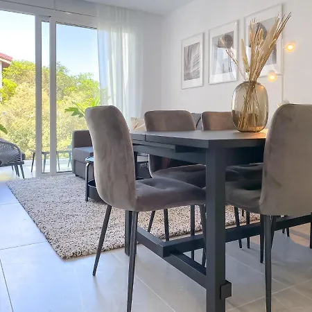 Phaedrus Living Limnaria Luxury Flat Vine 121 Apartman Paphos