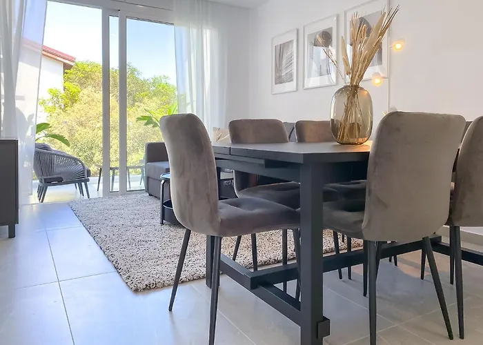 Phaedrus Living Limnaria Luxury Flat Vine 121 Apartamento Paphos