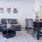 Phaedrus Living Limnaria Luxury Flat Vine 121 Paphos