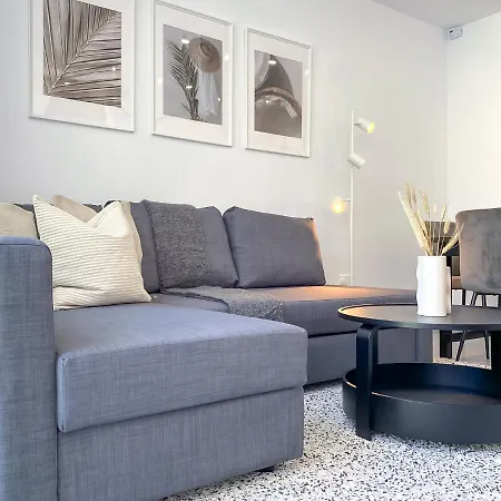 Phaedrus Living Limnaria Luxury Flat Vine 121 * Paphos